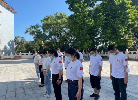 弘旭團(tuán)總支國慶“緬懷先烈，不忘初心”主題團(tuán)日活動